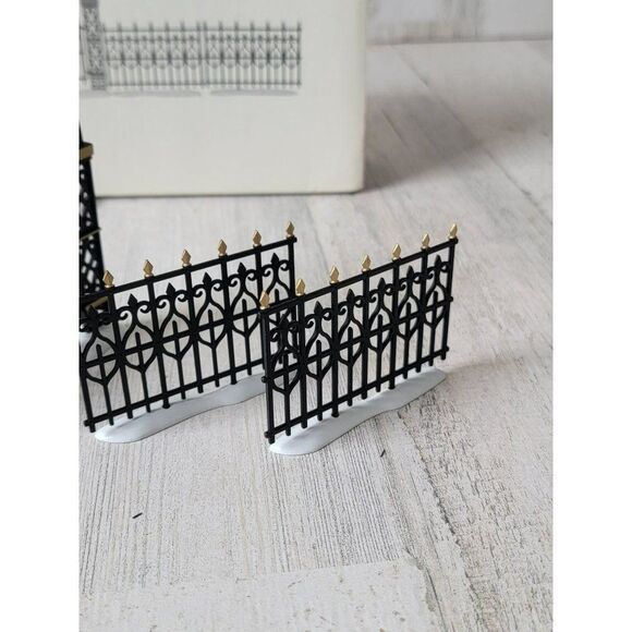 Dept 56 52523 heritage village Victorian Wrought Iron Fence & Gate accessory - Picture 8 of 8